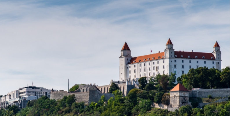 pohlad na bratislavsky hrad